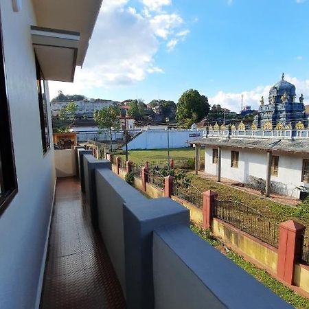 Varam Homestay Мадикери Экстерьер фото