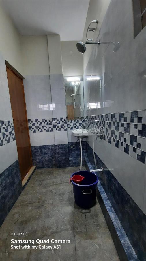 Varam Homestay Мадикери Экстерьер фото