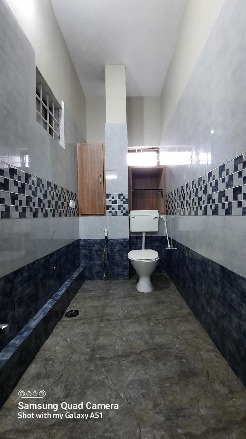 Varam Homestay Мадикери Экстерьер фото