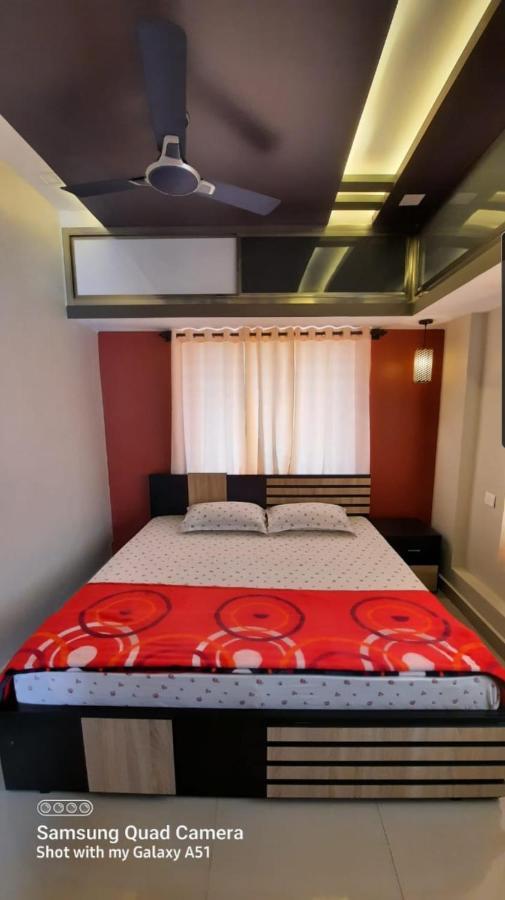 Varam Homestay Мадикери Экстерьер фото