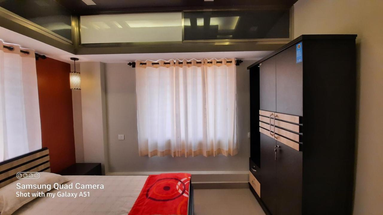 Varam Homestay Мадикери Экстерьер фото