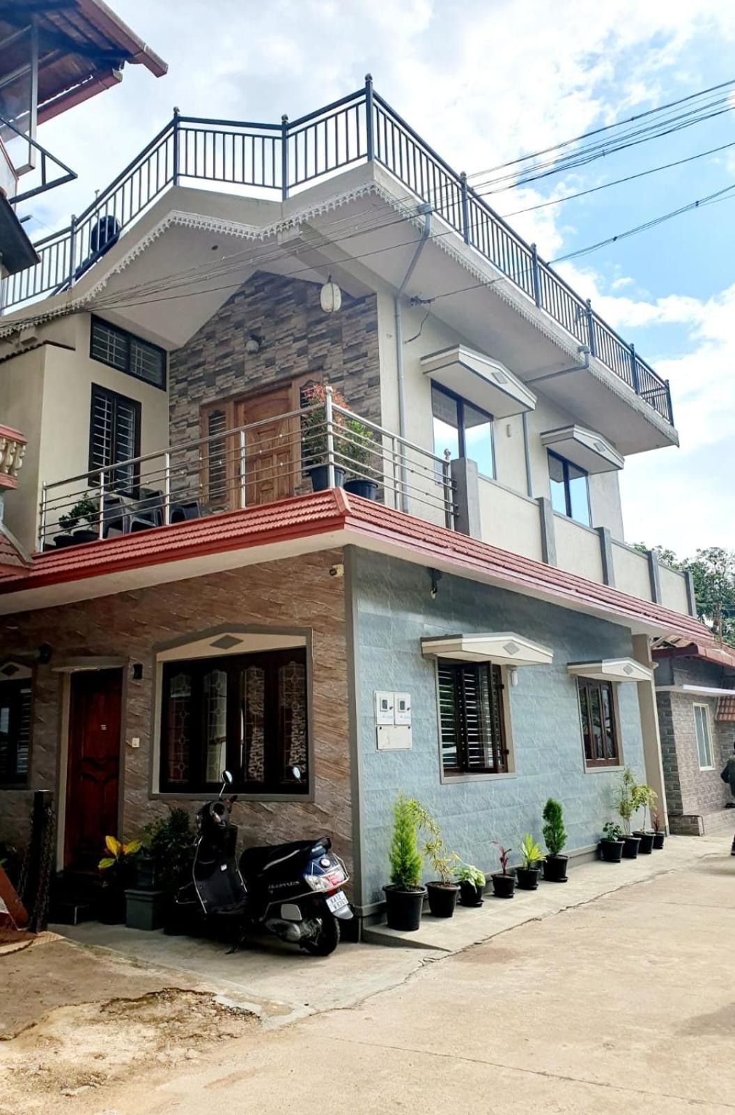 Varam Homestay Мадикери Экстерьер фото